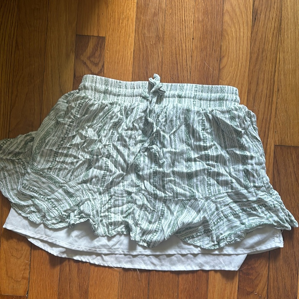 Forever 21 flowy skirt